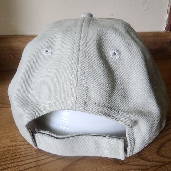 NY Giants Baseball Cap Adjustable Strap Beige NFL Fan Gear Headmost Never Worn K - Picture 2 of 9